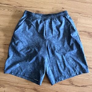 Lululemon Men’s Lined Swim Shorts Blue Size M